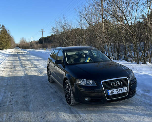 Черный Ауди А3, объемом двигателя 2 л и пробегом 280 тыс. км за 7000 $, фото 1 на Automoto.ua