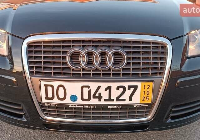 Черный Ауди А3, объемом двигателя 1.6 л и пробегом 209 тыс. км за 6700 $, фото 1 на Automoto.ua