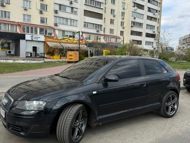 Черный Ауди А3, объемом двигателя 1.9 л и пробегом 370 тыс. км за 6500 $, фото 1 на Automoto.ua