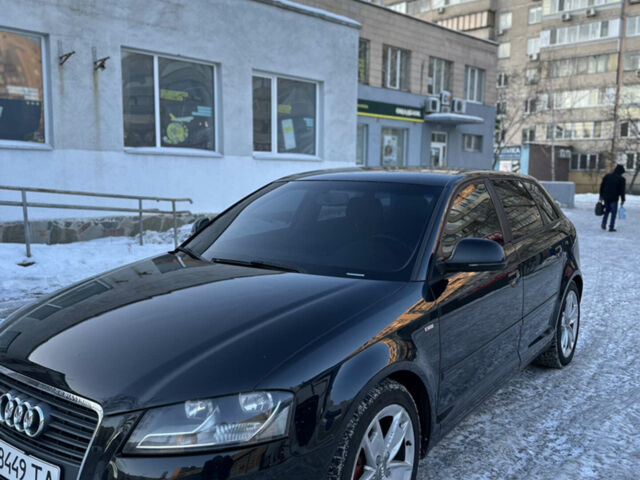 Черный Ауди А3, объемом двигателя 1.8 л и пробегом 250 тыс. км за 7800 $, фото 1 на Automoto.ua