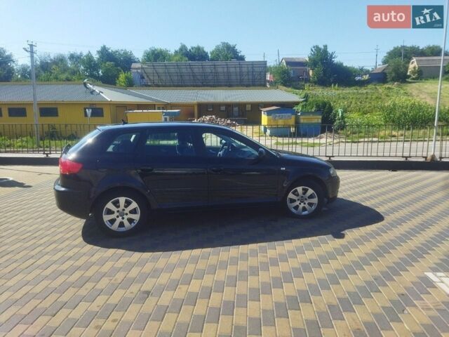 Черный Ауди А3, объемом двигателя 1.6 л и пробегом 210 тыс. км за 7000 $, фото 1 на Automoto.ua