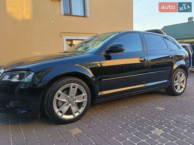 Чорний Ауді А3, об'ємом двигуна 1.8 л та пробігом 295 тис. км за 6500 $, фото 1 на Automoto.ua
