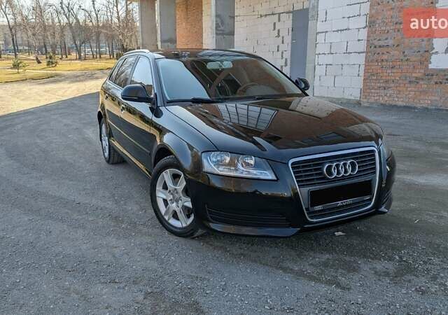 Черный Ауди А3, объемом двигателя 0 л и пробегом 228 тыс. км за 7450 $, фото 1 на Automoto.ua
