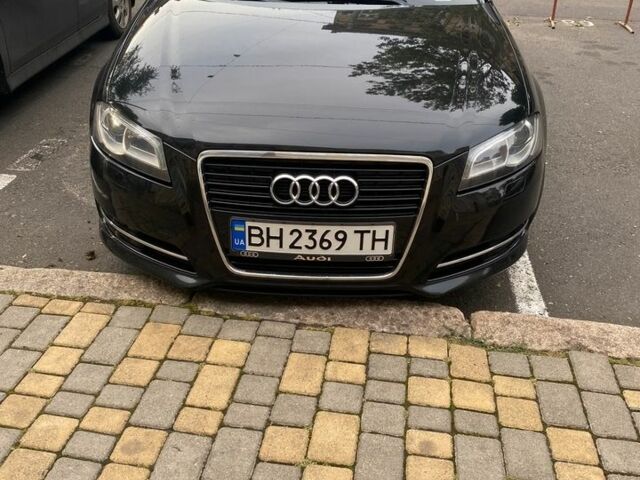 Черный Ауди А3, объемом двигателя 1.6 л и пробегом 248 тыс. км за 8800 $, фото 1 на Automoto.ua