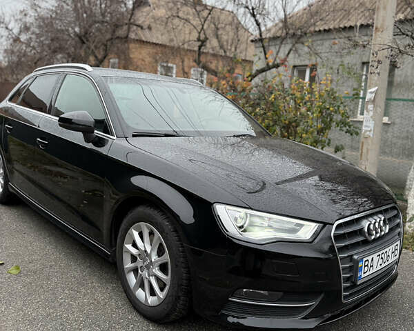 Черный Ауди А3, объемом двигателя 1.6 л и пробегом 260 тыс. км за 13000 $, фото 1 на Automoto.ua