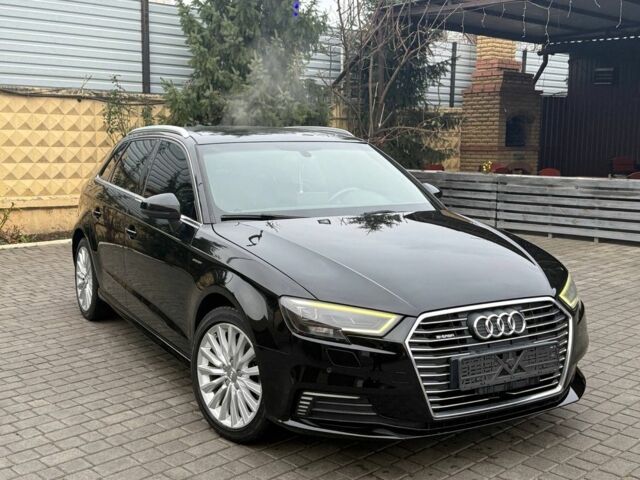 Черный Ауди А3, объемом двигателя 1.4 л и пробегом 200 тыс. км за 14200 $, фото 1 на Automoto.ua