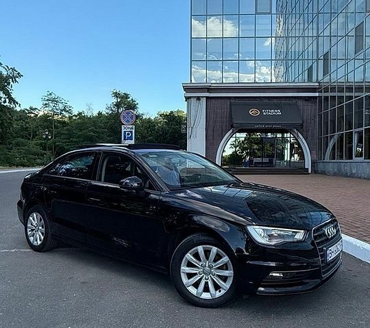 Черный Ауди А3, объемом двигателя 1.6 л и пробегом 72 тыс. км за 15000 $, фото 1 на Automoto.ua