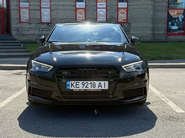 Чорний Ауді А3, об'ємом двигуна 1.8 л та пробігом 169 тис. км за 15000 $, фото 1 на Automoto.ua
