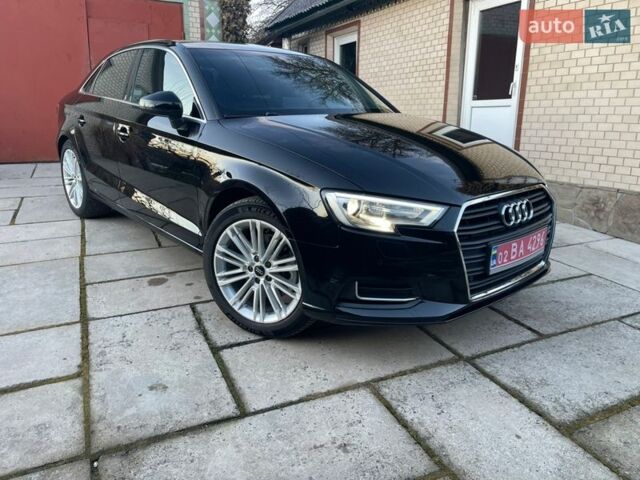 Черный Ауди А3, объемом двигателя 2 л и пробегом 33 тыс. км за 16800 $, фото 1 на Automoto.ua