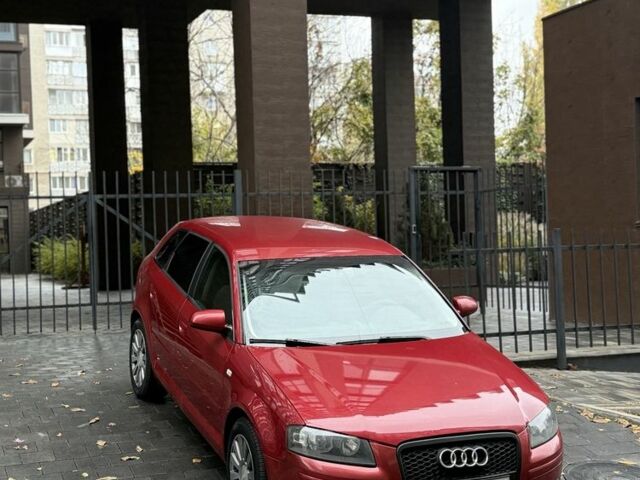 Красный Ауди А3, объемом двигателя 1.6 л и пробегом 240 тыс. км за 5500 $, фото 1 на Automoto.ua