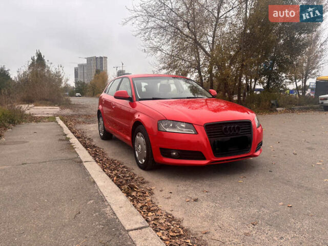 Красный Ауди А3, объемом двигателя 1.4 л и пробегом 230 тыс. км за 8400 $, фото 1 на Automoto.ua
