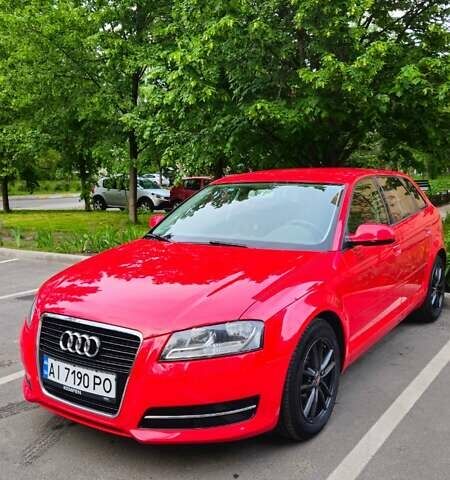 Червоний Ауді А3, об'ємом двигуна 1.2 л та пробігом 209 тис. км за 9200 $, фото 1 на Automoto.ua
