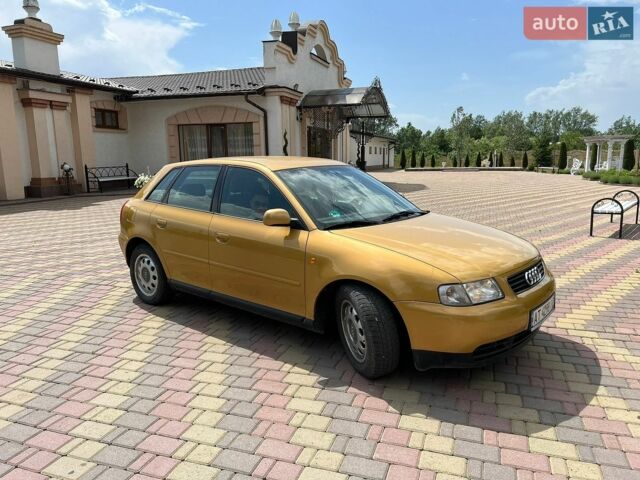 Желтый Ауди А3, объемом двигателя 1.6 л и пробегом 260 тыс. км за 5300 $, фото 1 на Automoto.ua