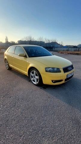 Желтый Ауди А3, объемом двигателя 1.6 л и пробегом 173 тыс. км за 6000 $, фото 1 на Automoto.ua