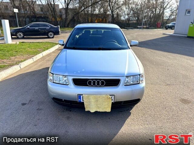 Серый Ауди А3, объемом двигателя 1.9 л и пробегом 380 тыс. км за 1650 $, фото 1 на Automoto.ua