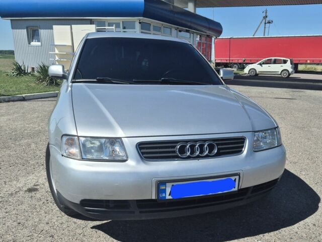 Сірий Ауді А3, об'ємом двигуна 1.6 л та пробігом 174 тис. км за 3599 $, фото 1 на Automoto.ua