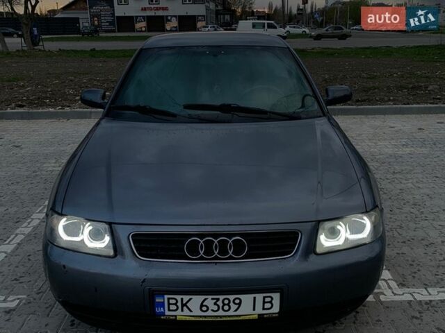 Сірий Ауді А3, об'ємом двигуна 1.6 л та пробігом 250 тис. км за 2200 $, фото 1 на Automoto.ua