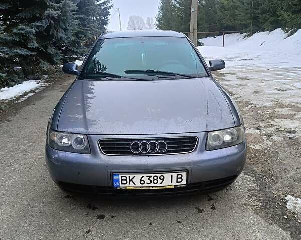 Серый Ауди А3, объемом двигателя 1.6 л и пробегом 249 тыс. км за 2400 $, фото 1 на Automoto.ua