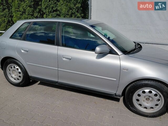 Сірий Ауді А3, об'ємом двигуна 1.6 л та пробігом 289 тис. км за 4299 $, фото 1 на Automoto.ua