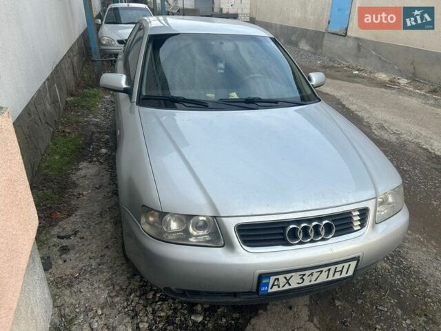 Серый Ауди А3, объемом двигателя 1.6 л и пробегом 270 тыс. км за 4500 $, фото 1 на Automoto.ua