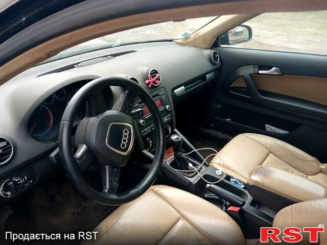 Серый Ауди А3, объемом двигателя 2 л и пробегом 400 тыс. км за 3300 $, фото 1 на Automoto.ua