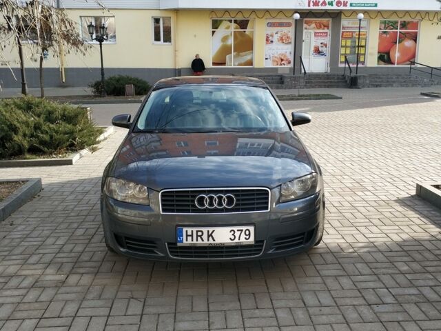 Серый Ауди А3, объемом двигателя 2 л и пробегом 290 тыс. км за 3935 $, фото 1 на Automoto.ua