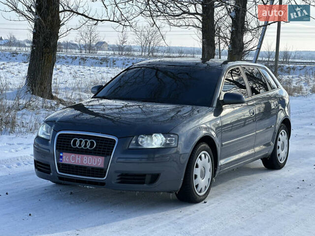 Серый Ауди А3, объемом двигателя 1.6 л и пробегом 250 тыс. км за 5699 $, фото 1 на Automoto.ua