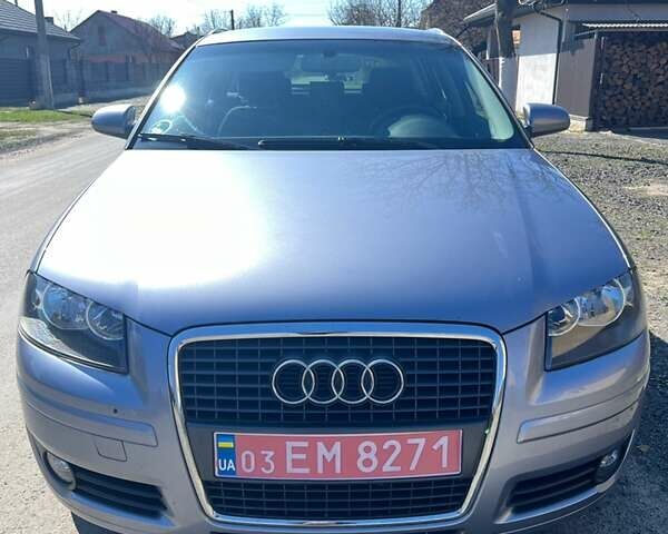 Сірий Ауді А3, об'ємом двигуна 1.6 л та пробігом 300 тис. км за 5700 $, фото 1 на Automoto.ua