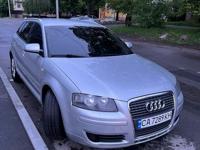Серый Ауди А3, объемом двигателя 1.6 л и пробегом 240 тыс. км за 5555 $, фото 1 на Automoto.ua