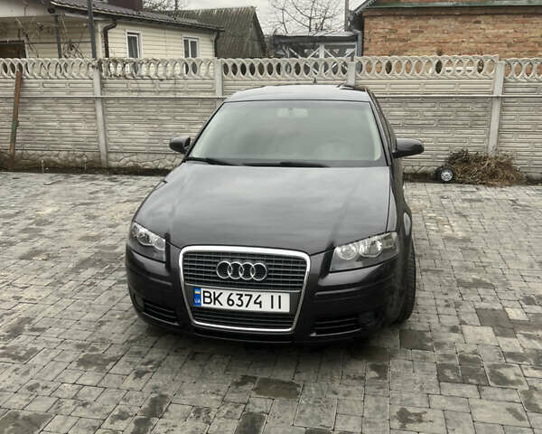 Серый Ауди А3, объемом двигателя 1.6 л и пробегом 323 тыс. км за 7200 $, фото 1 на Automoto.ua