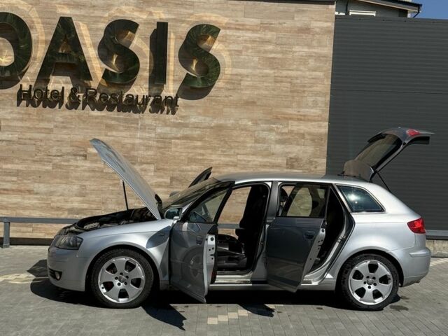 Сірий Ауді А3, об'ємом двигуна 2 л та пробігом 252 тис. км за 8800 $, фото 1 на Automoto.ua