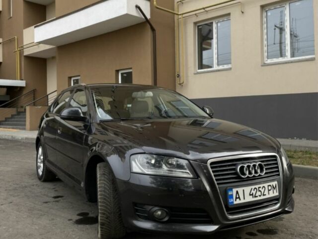 Серый Ауди А3, объемом двигателя 1.4 л и пробегом 250 тыс. км за 7500 $, фото 1 на Automoto.ua