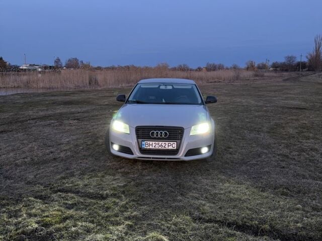 Сірий Ауді А3, об'ємом двигуна 1.4 л та пробігом 280 тис. км за 5000 $, фото 1 на Automoto.ua