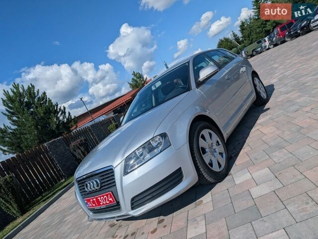 Сірий Ауді А3, об'ємом двигуна 1.6 л та пробігом 168 тис. км за 8600 $, фото 1 на Automoto.ua