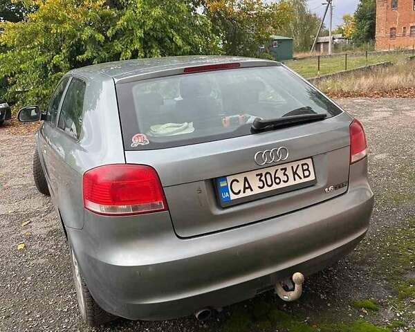 Ауді А3 2009 у Звенигородка на Automoto.ua Сірий Ауді А3, об'ємом двигуна 1.6 л та пробігом 218 тис. км за 7500 $, фото 1 на Automoto.ua