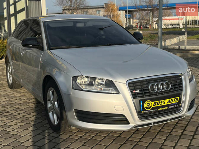 Серый Ауди А3, объемом двигателя 1.39 л и пробегом 219 тыс. км за 8800 $, фото 1 на Automoto.ua