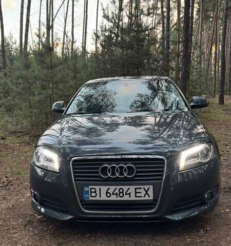 Серый Ауди А3, объемом двигателя 1.6 л и пробегом 284 тыс. км за 7600 $, фото 1 на Automoto.ua