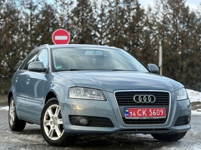 Серый Ауди А3, объемом двигателя 1.6 л и пробегом 221 тыс. км за 7555 $, фото 1 на Automoto.ua