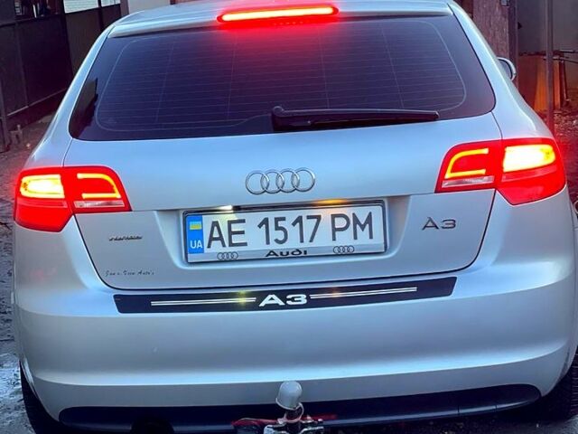 Сірий Ауді А3, об'ємом двигуна 1.2 л та пробігом 218 тис. км за 8000 $, фото 1 на Automoto.ua