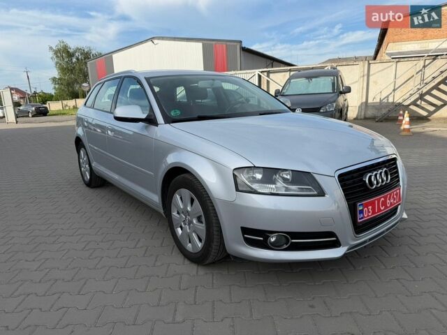Сірий Ауді А3, об'ємом двигуна 1.4 л та пробігом 236 тис. км за 7400 $, фото 1 на Automoto.ua