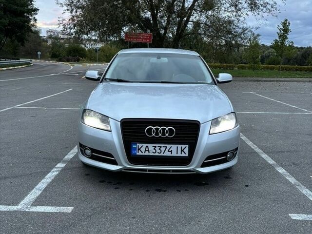 Сірий Ауді А3, об'ємом двигуна 1.6 л та пробігом 257 тис. км за 8100 $, фото 1 на Automoto.ua