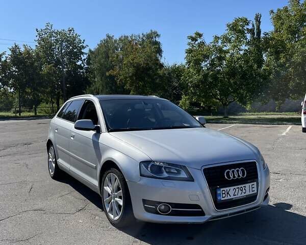 Серый Ауди А3, объемом двигателя 0 л и пробегом 297 тыс. км за 10700 $, фото 1 на Automoto.ua