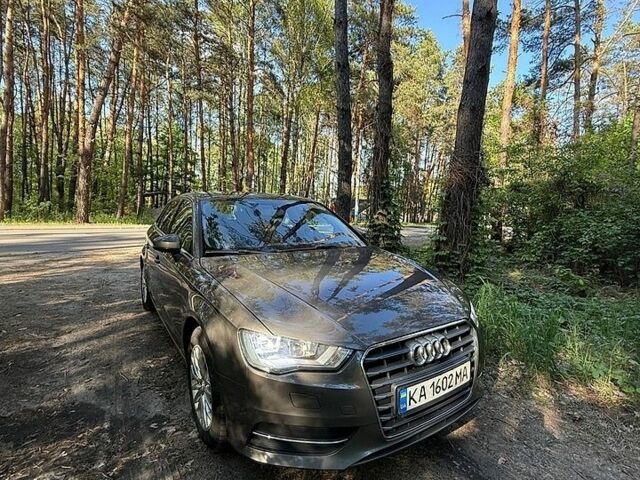 Сірий Ауді А3, об'ємом двигуна 1.6 л та пробігом 268 тис. км за 14000 $, фото 1 на Automoto.ua