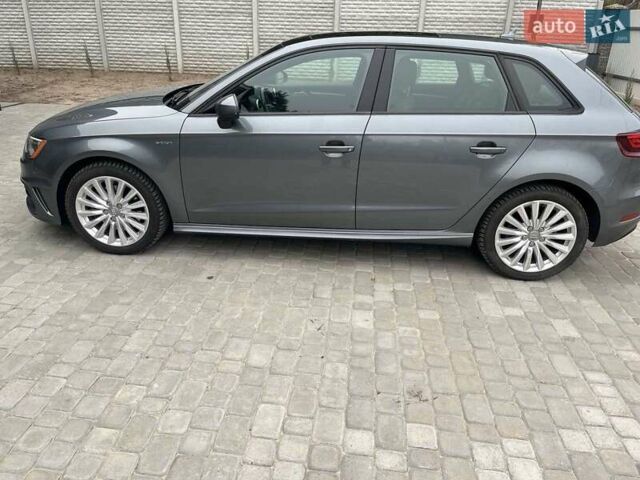 Серый Ауди А3, объемом двигателя 0 л и пробегом 117 тыс. км за 15300 $, фото 1 на Automoto.ua