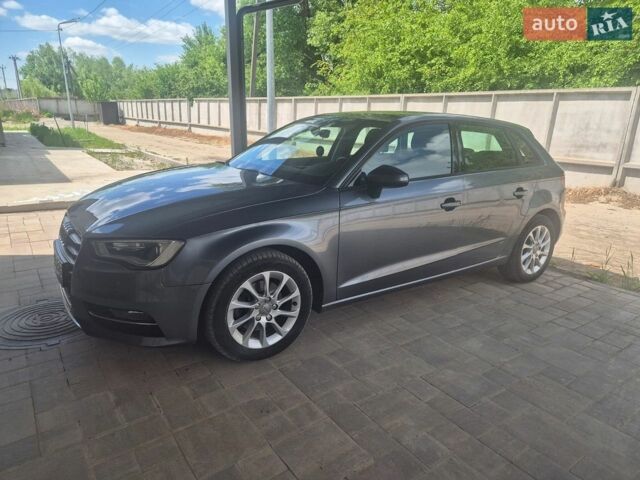 Сірий Ауді А3, об'ємом двигуна 1.6 л та пробігом 129 тис. км за 14100 $, фото 1 на Automoto.ua