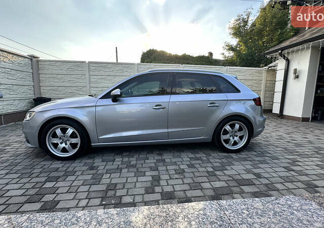 Сірий Ауді А3, об'ємом двигуна 2 л та пробігом 91 тис. км за 19300 $, фото 1 на Automoto.ua