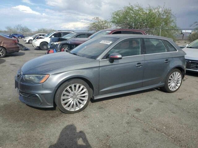 Серый Ауди А3, объемом двигателя 1.4 л и пробегом 132 тыс. км за 3500 $, фото 1 на Automoto.ua