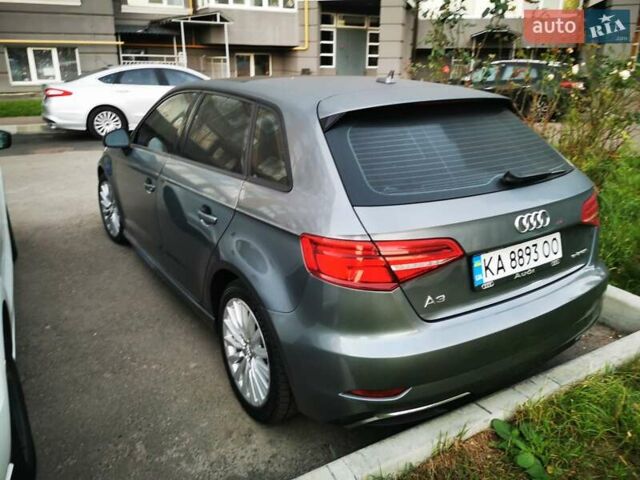 Сірий Ауді А3, об'ємом двигуна 1.4 л та пробігом 53 тис. км за 21200 $, фото 1 на Automoto.ua