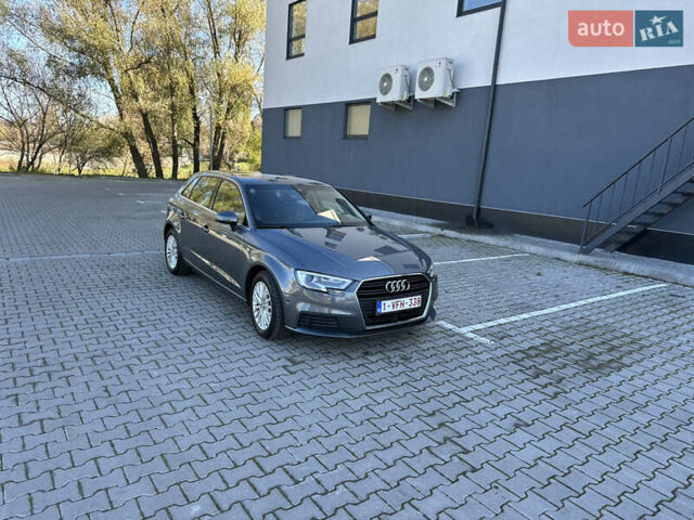Ауді А3 2017 у Красилове на Automoto.ua Сірий Ауді А3, об'ємом двигуна 1.6 л та пробігом 138 тис. км за 17250 $, фото 1 на Automoto.ua