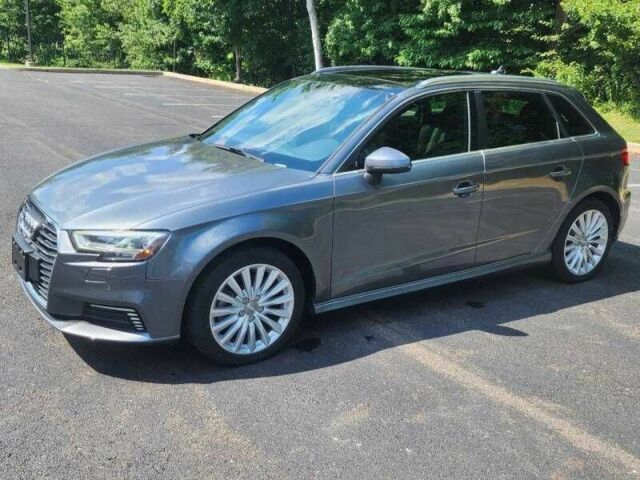 Сірий Ауді А3, об'ємом двигуна 1.4 л та пробігом 64 тис. км за 6500 $, фото 1 на Automoto.ua